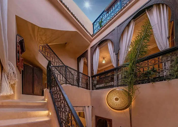 Riad Oumnia - Top Emplacement - Riad En Entier - Jacuzzi