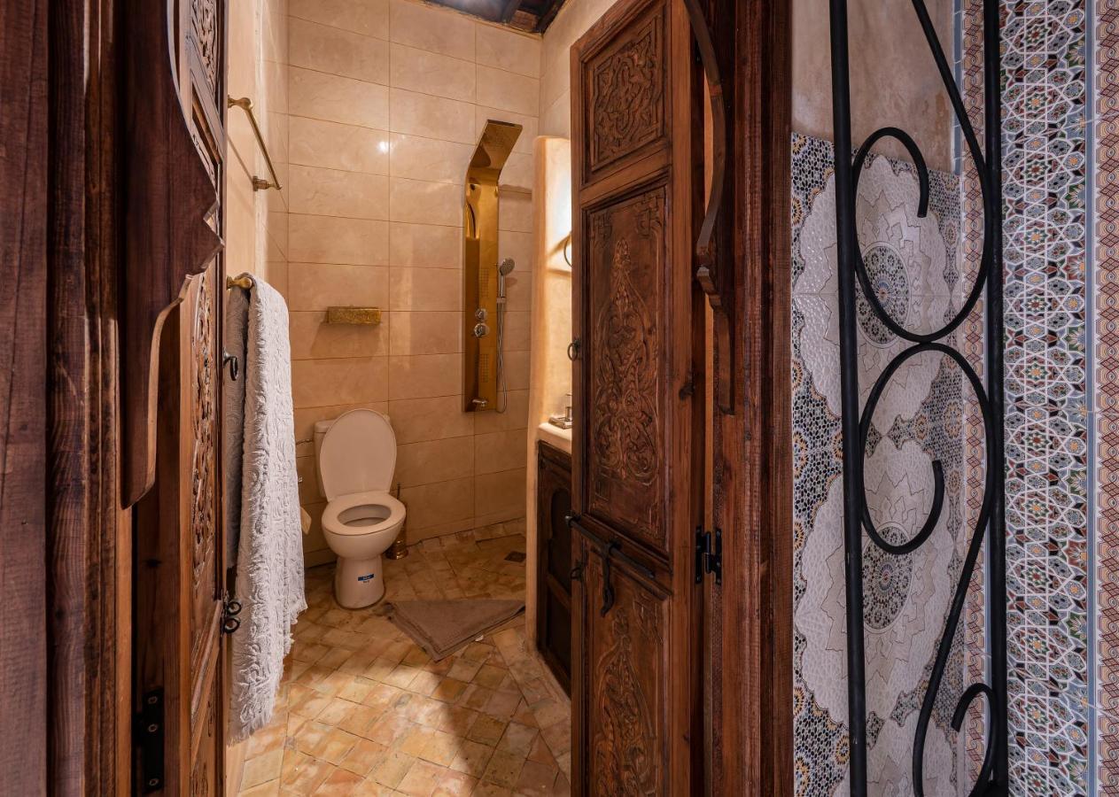 Oumnia - Emplacement - En Entier - Jacuzzi *