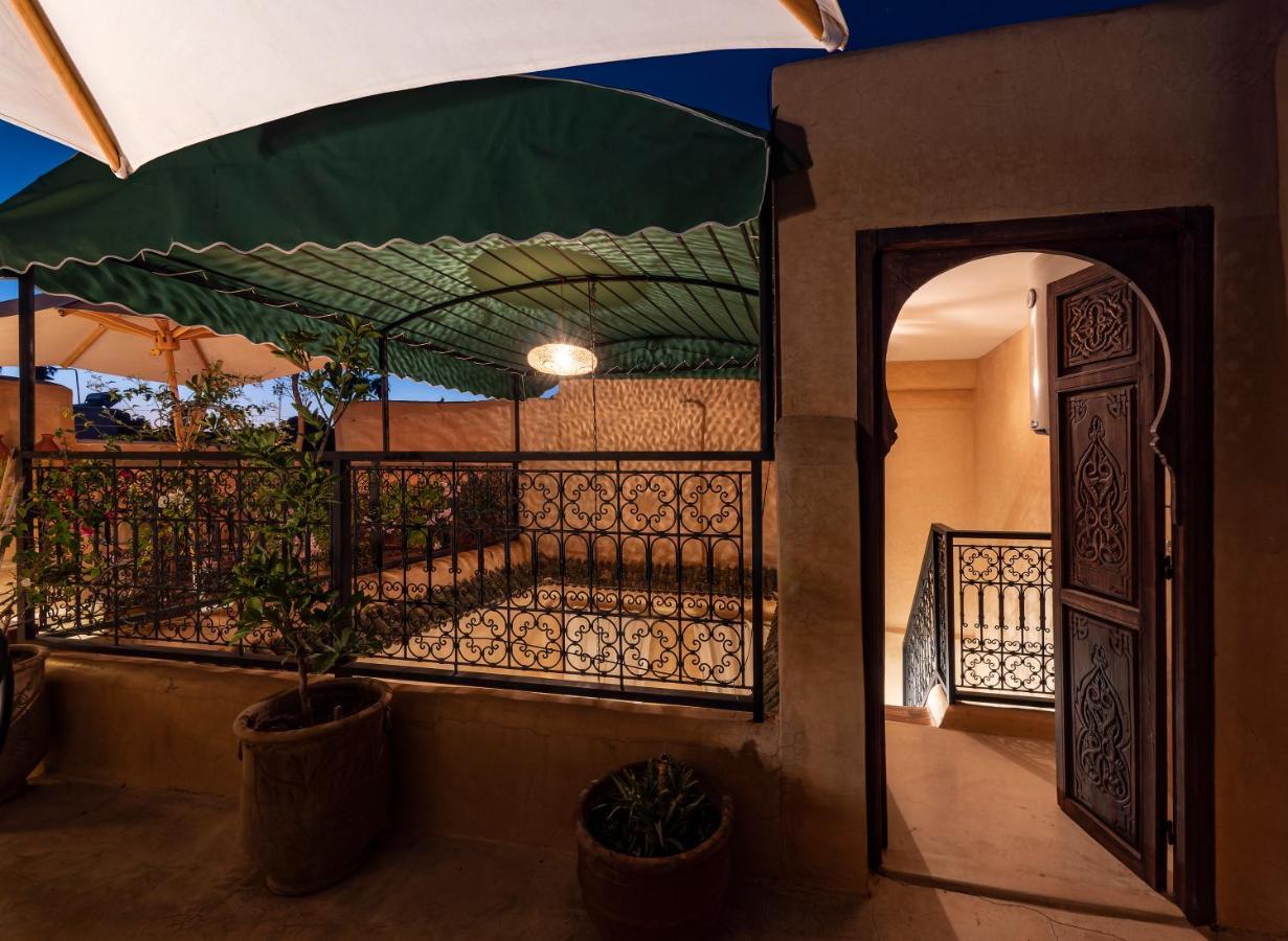 Oumnia - Emplacement - En Entier - Jacuzzi *